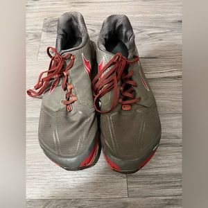 Altra superior , size 12